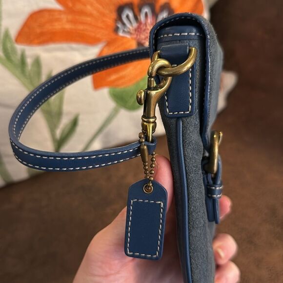 VINTAGE COACH SOHO MINI POUCH BUCKLE BAG SUEDE LEATHER W/HANGTAG STYLE #4332 GVC - Picture 14 of 17